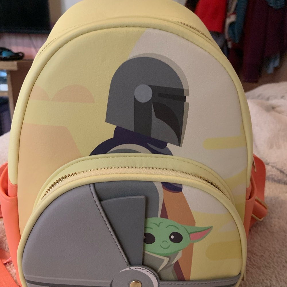 NYCC 2021  Loungefly Star Wars Mandalorian Grogu Mini Backpack 2021 NYCC Limited